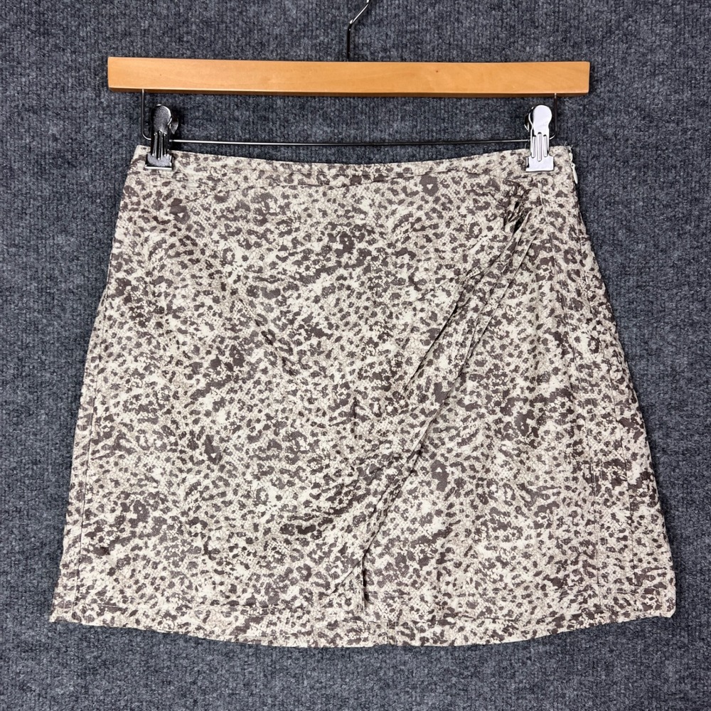Free People Leopard Print Faux Leather Wrap‎ Mini Skirt Size 8